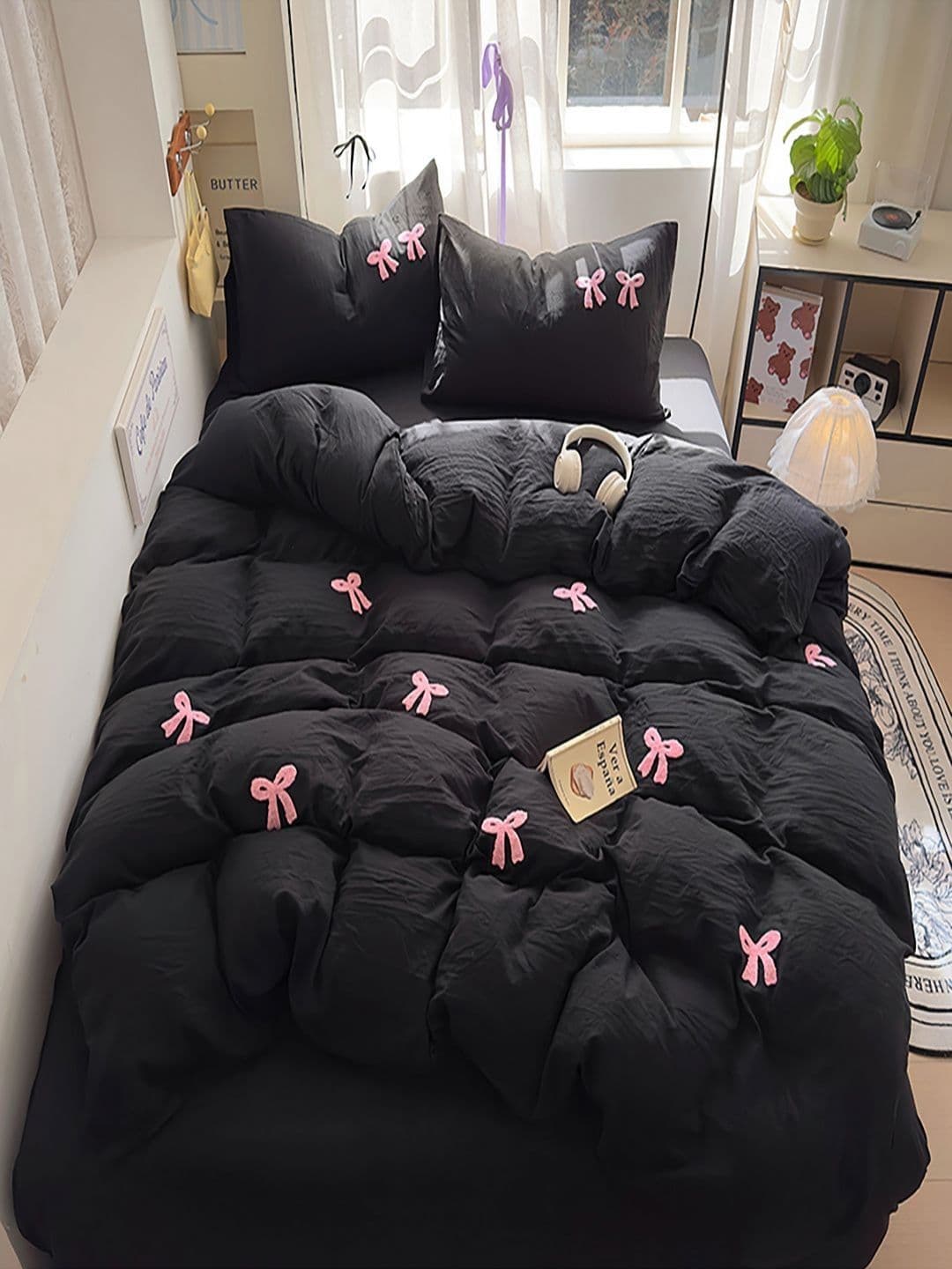 JC HOME Black & Pink Quirky Printed Ac Room Double Queen Bedding Set - view 1