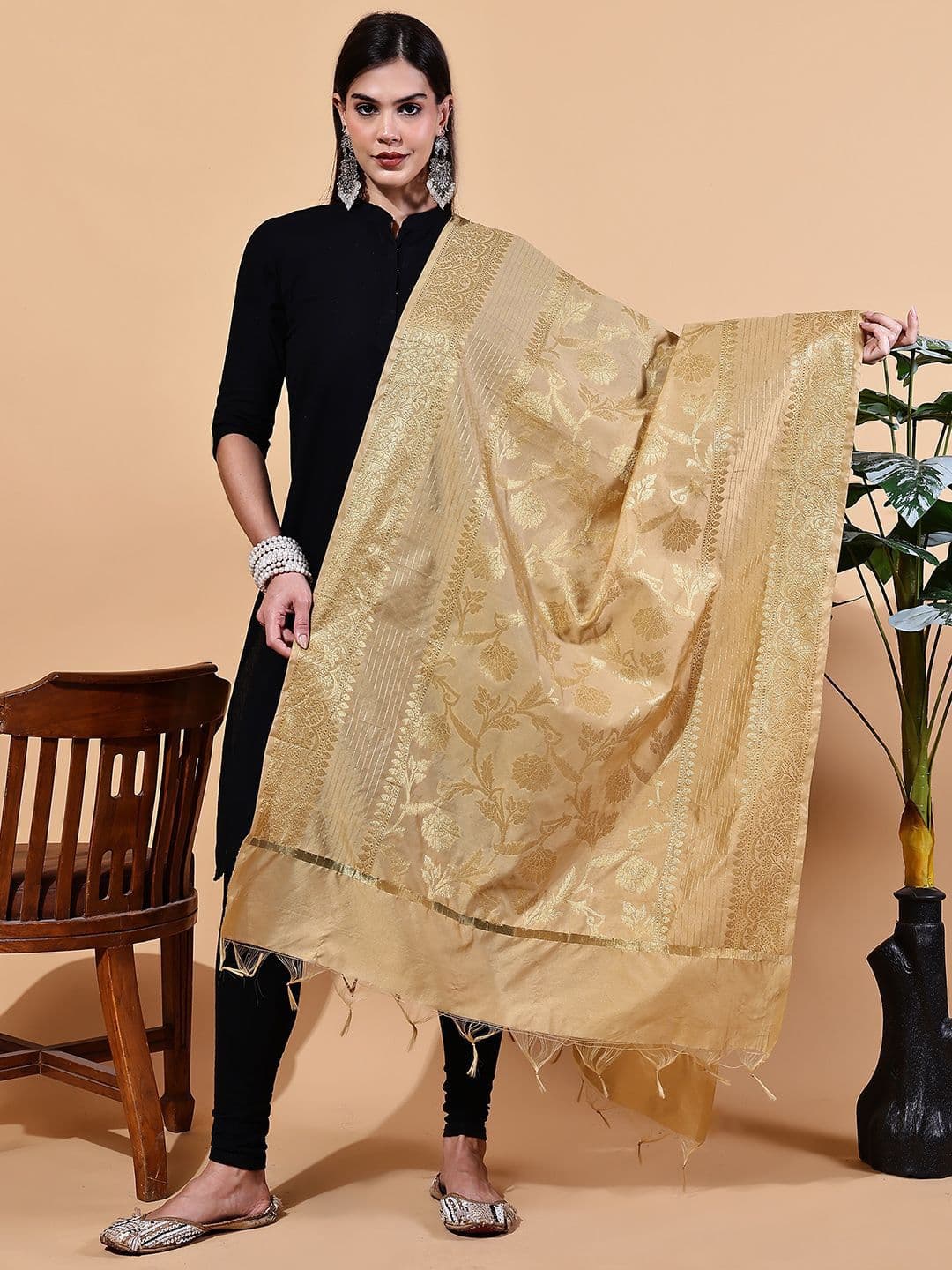 LOOM LEGACY Floral Woven Design Silk Dupatta With Zari - view 1