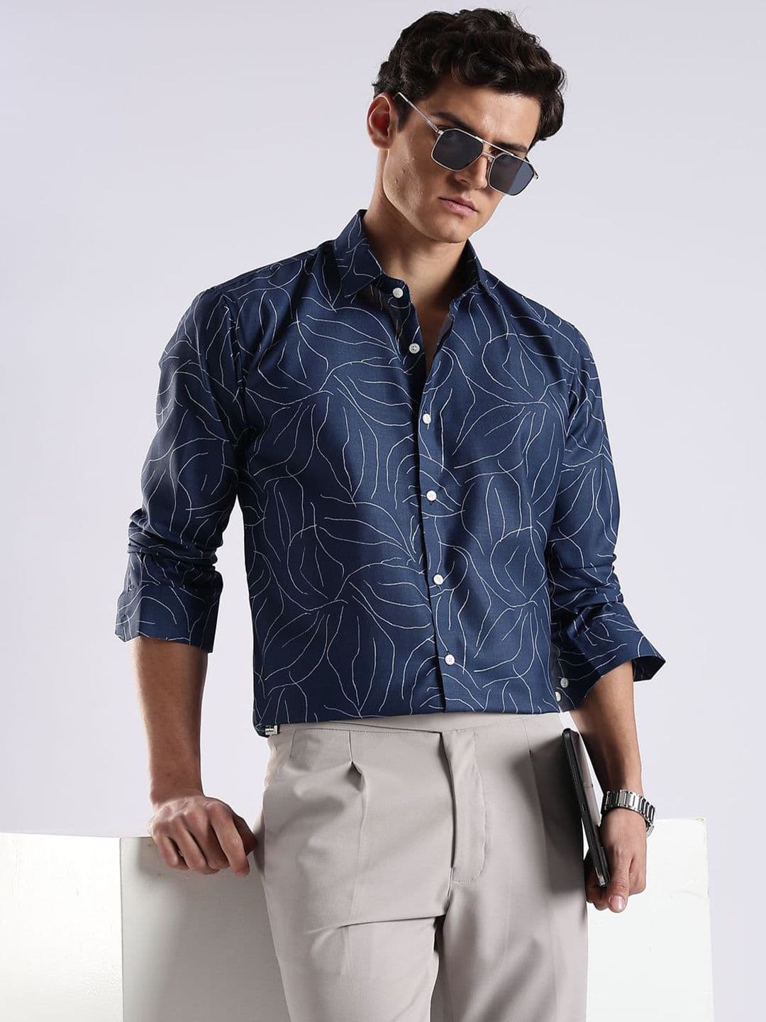 Vestirio Floral Printed Spread Collar Shirt - view 1