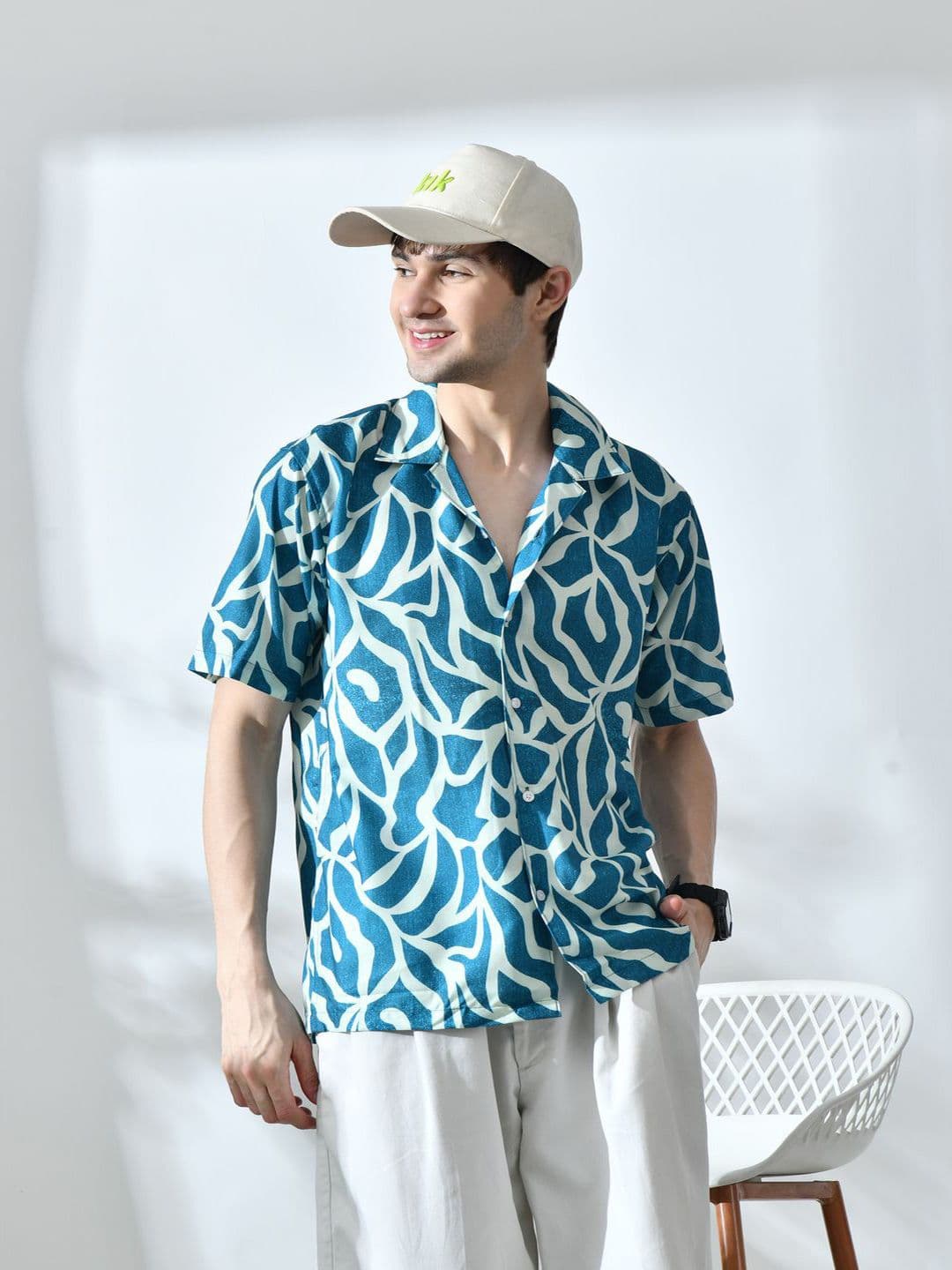 Vestirio Men Original Fit Abstract Printed Cuban Collar Casual Shirt - view 1