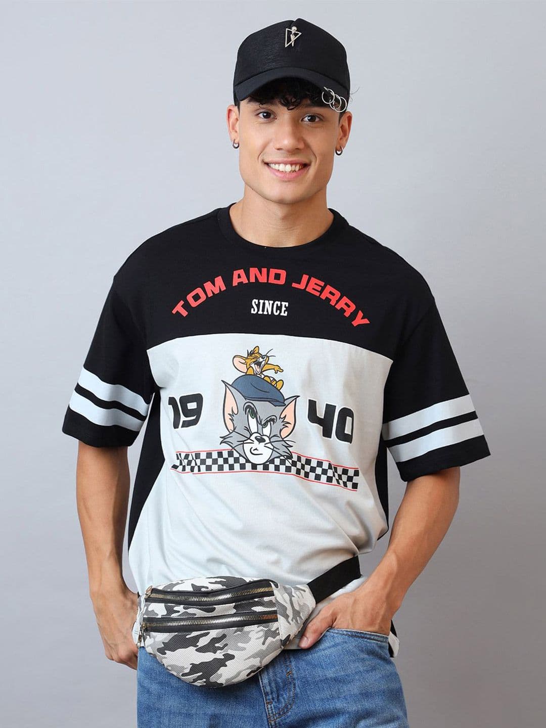 Free Authority Men Tom & Jerry Graphic Printed Round Neck Cotton Oversized T-shirt - view 1