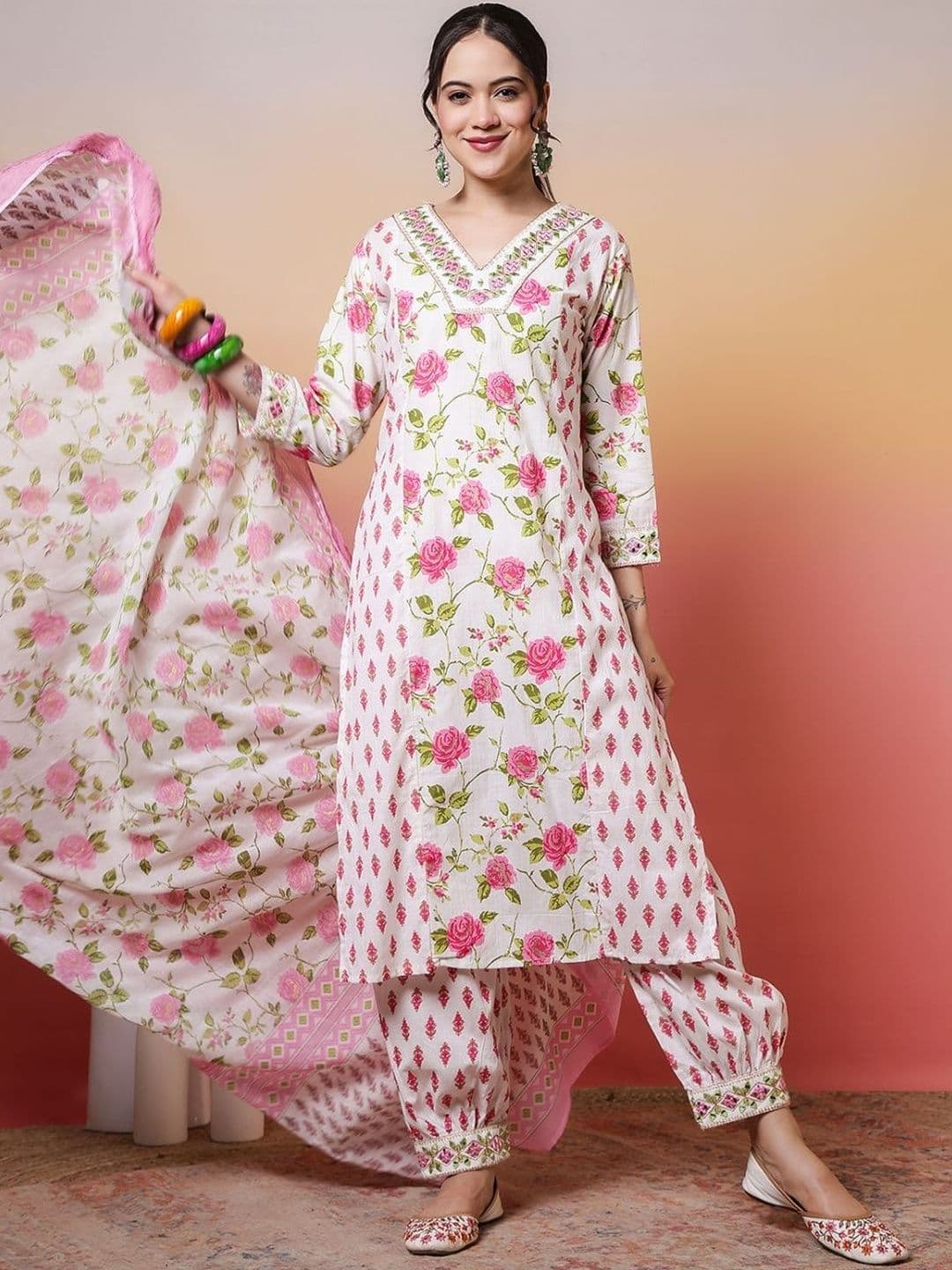 DIVASTRI Floral Printed Pure Cotton Mandarin Collar Straight Kurta With Patiala & Dupatta - view 1