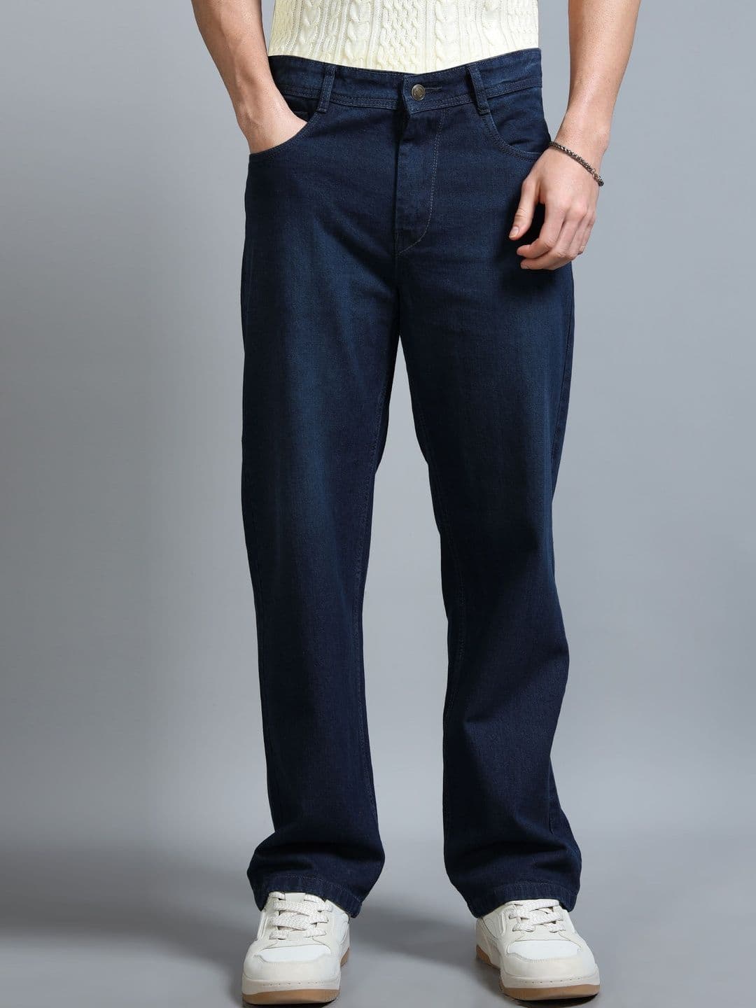 Roadster Men Mid-Rise Light Fade Baggy Jeans
