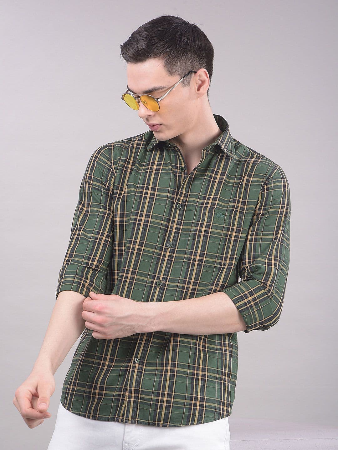 Crimsoune Club Men Slim Fit Checked Casual Shirt - view 1