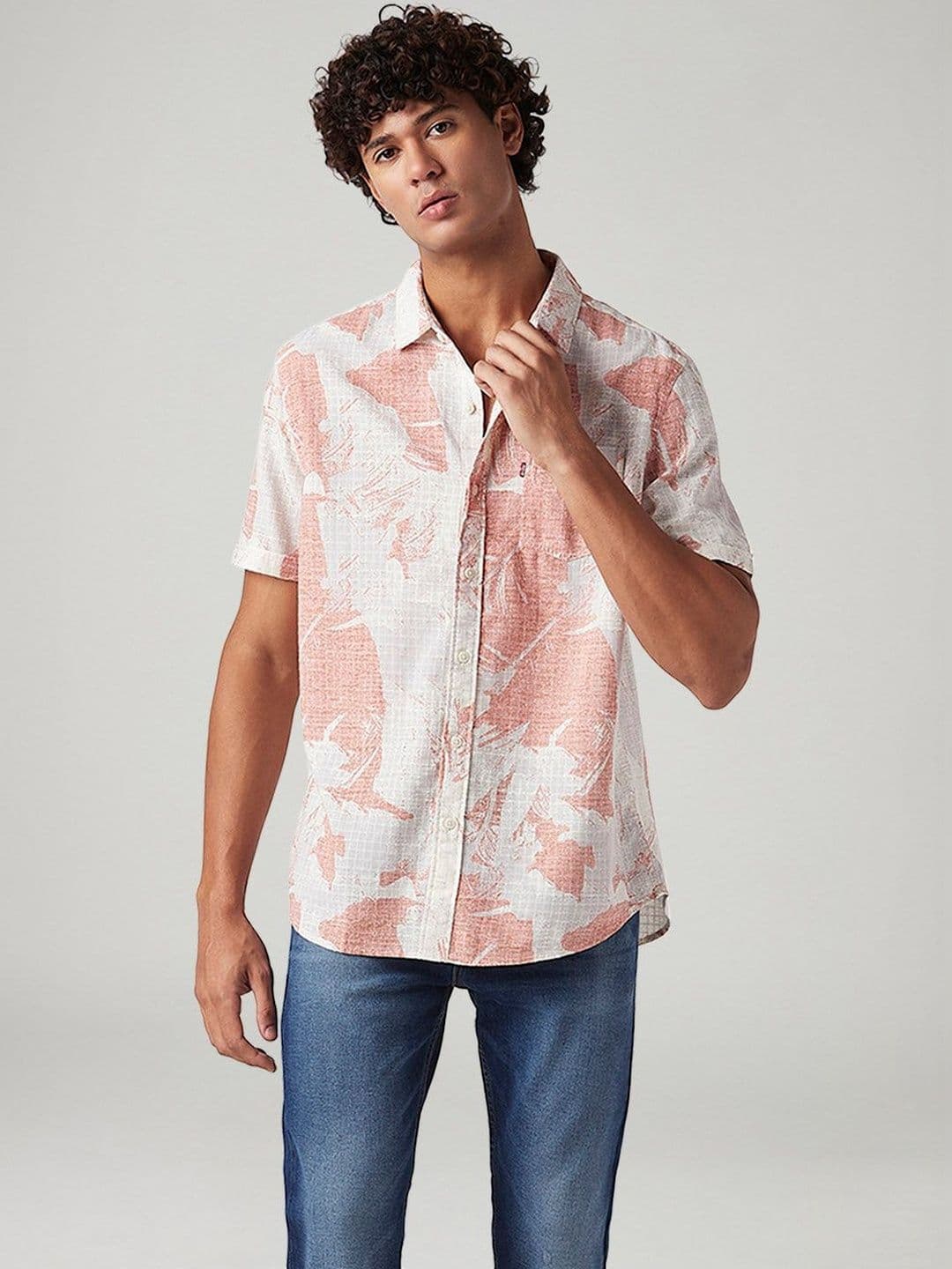Levis Men Classic Slim Fit Printed Casual Shirt - view 1
