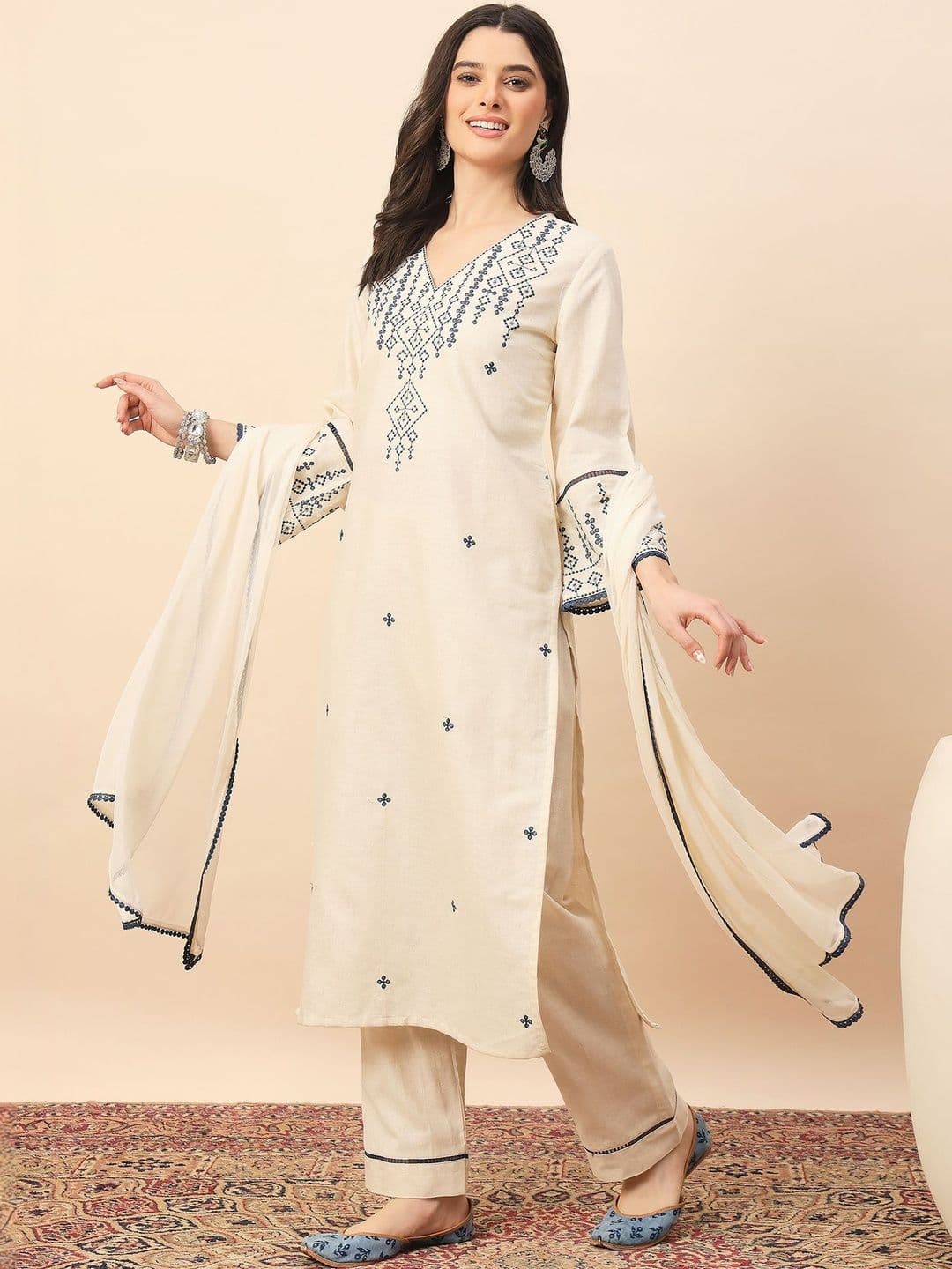 House of Pataudi Embroidered Pure Cotton V-Neck Kurta & Trousers With Dupatta - view 1