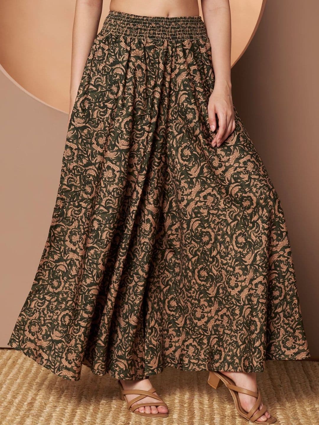 LookShine Women Floral Printed Flared Palazzos - view 1