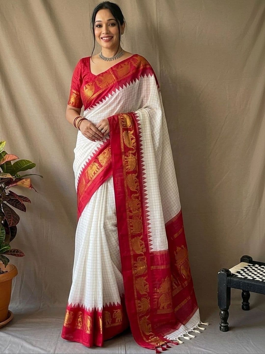SOURAGYA Woven Zari Silk Cotton Sarees - view 1