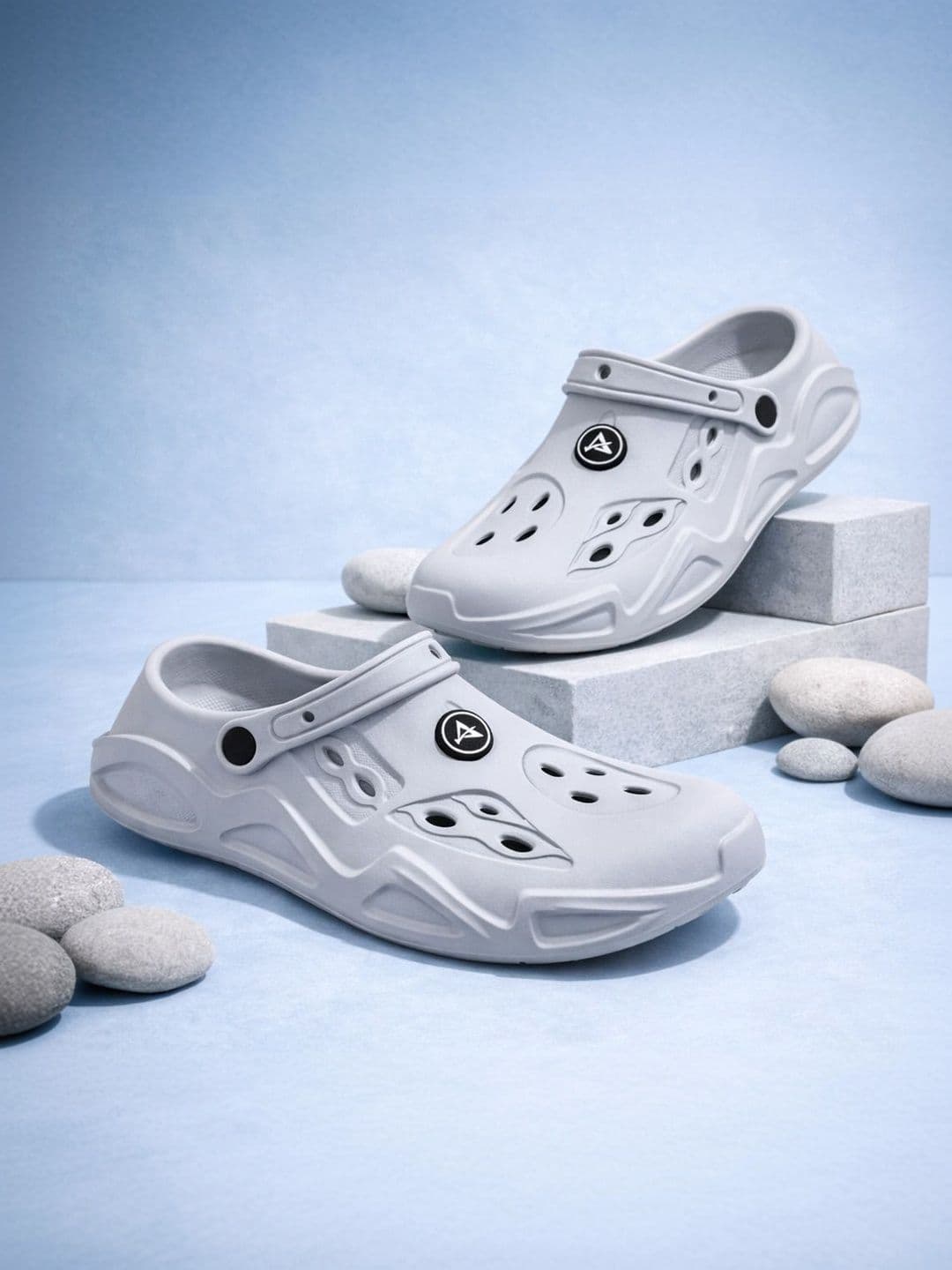 AMAEZO Men Clogs Sandals - view 1