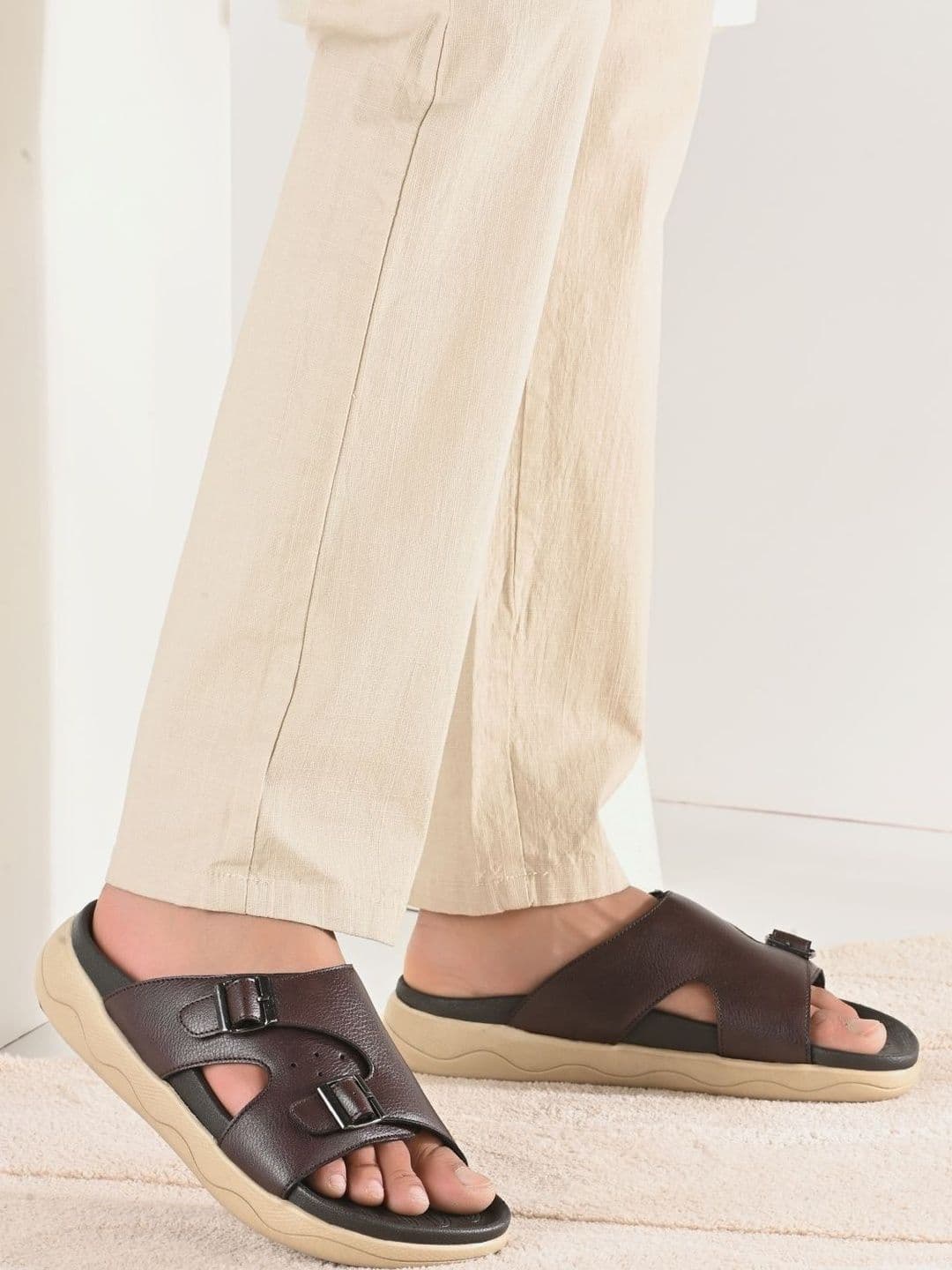 Avanthier Men Comfort Sandals - view 1