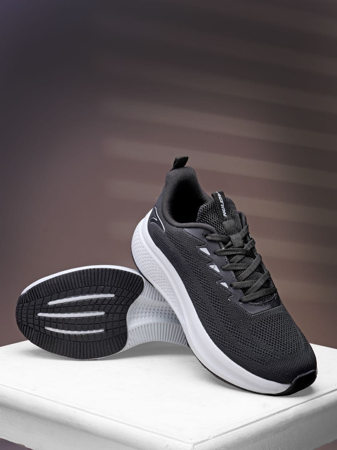Action Men Mesh Running Non-Marking Shoes - view 1