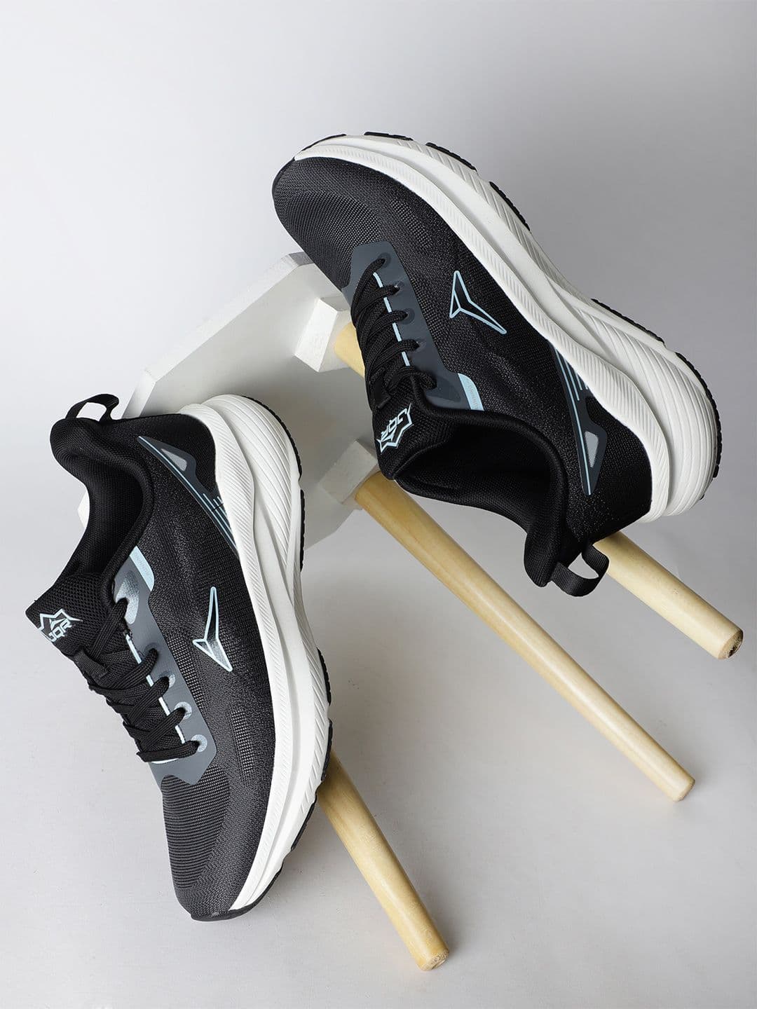 Jqr Men's DRUFUS Running Shoes - view 1