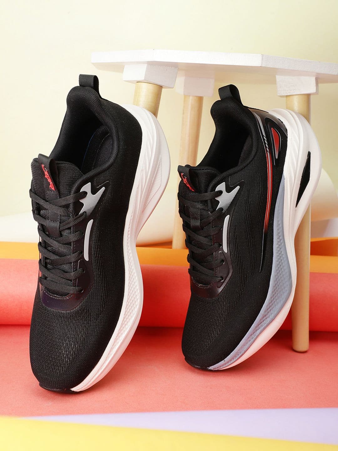 JQR Men's KINGSLEY Running Shoes - view 1