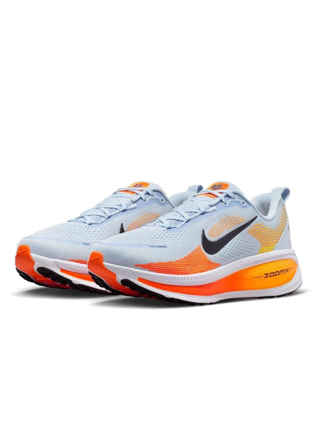 Nike Vomero 18 Men's Road Running Shoes (Extra Wide) - view 1