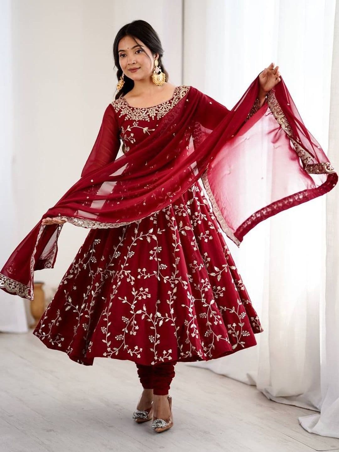 HERE&NOW Embroidered Kurta Trousers & Dupatta - view 1