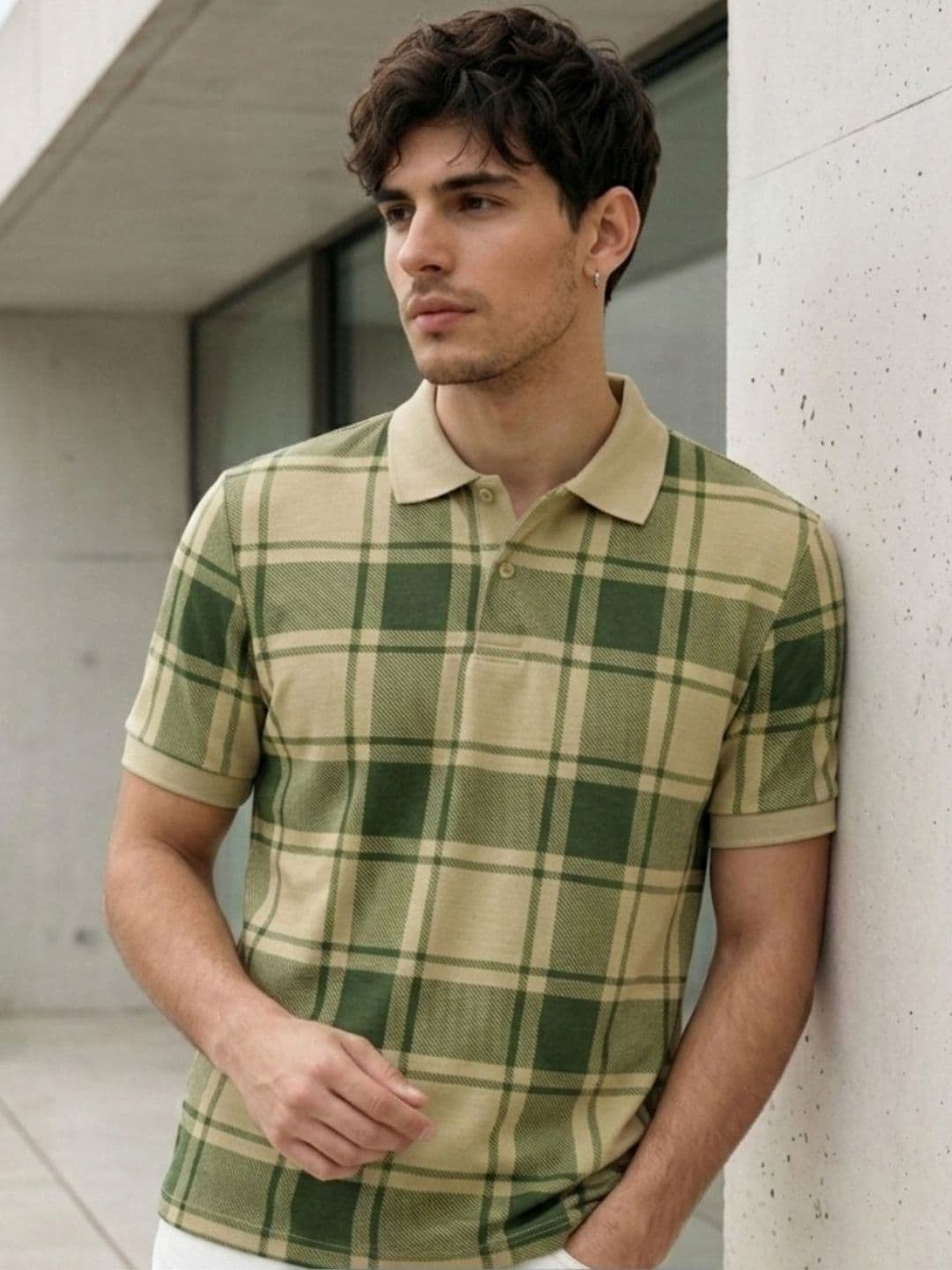 CLUB 44 Men Checked Polo Collar T-shirt - view 1