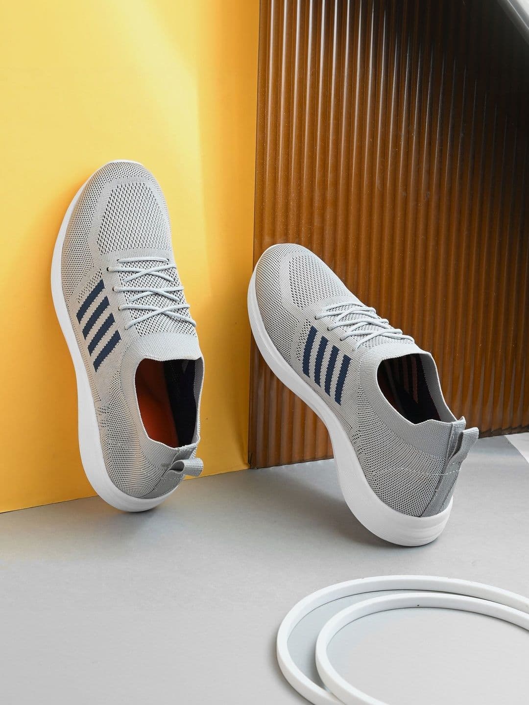 BIRDE Men Mesh Walking Non-Marking Shoes - view 1