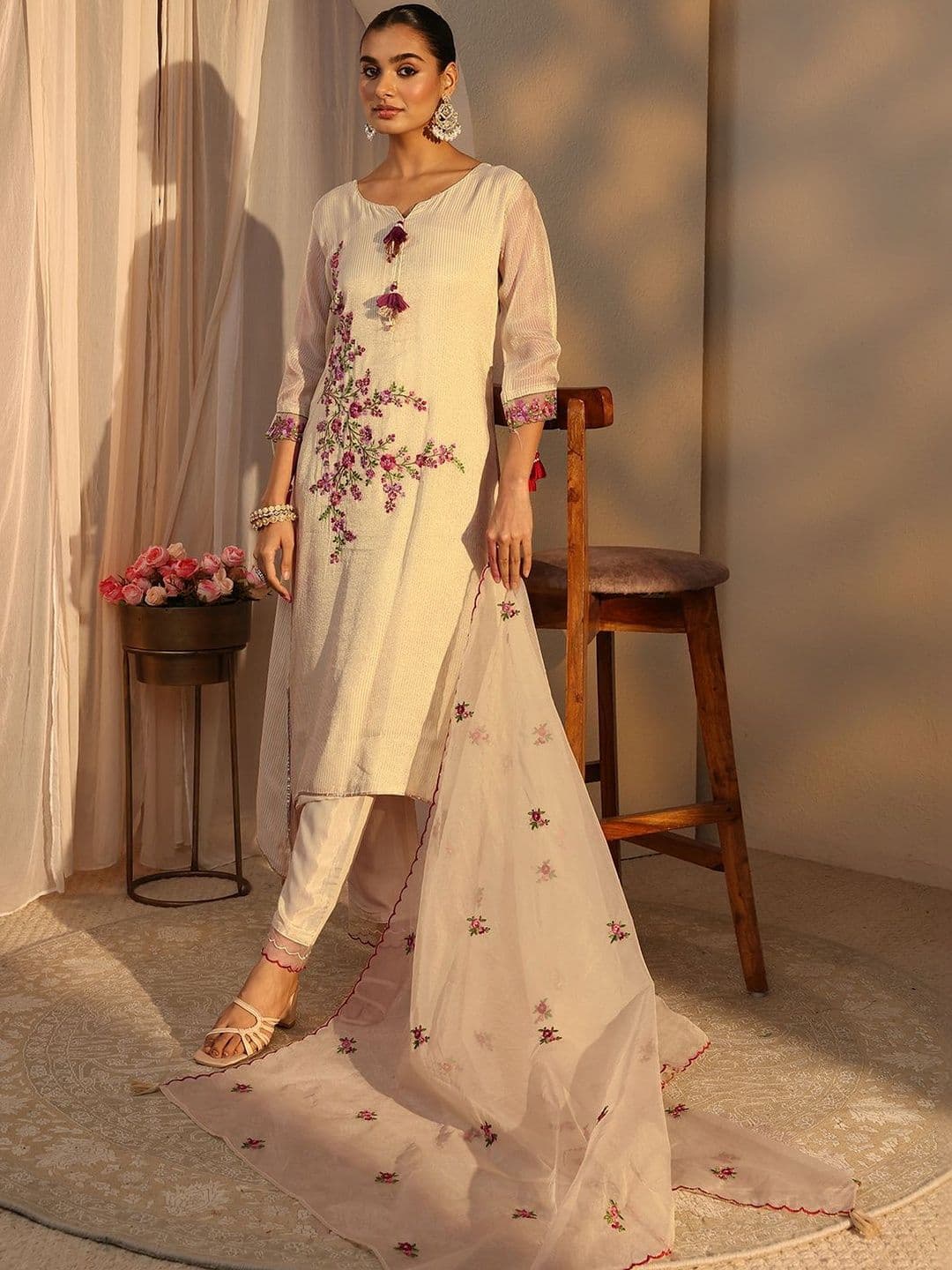 Libas Women Floral Embroidered Regular Kurta with Trousers & With Dupatta - view 1