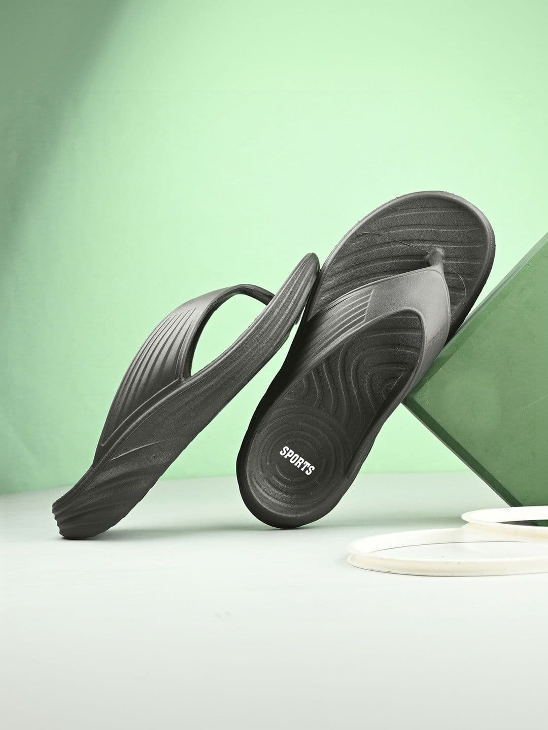 BIRDE Men Flip Flops - view 1
