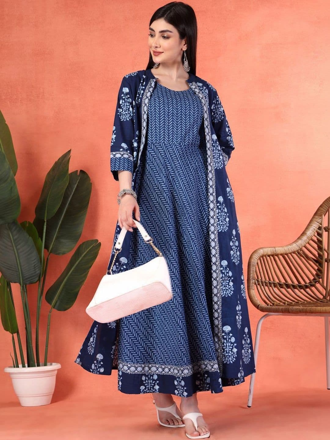 DSS FASHION Women Floral Printed Anarkali Kurta - view 1