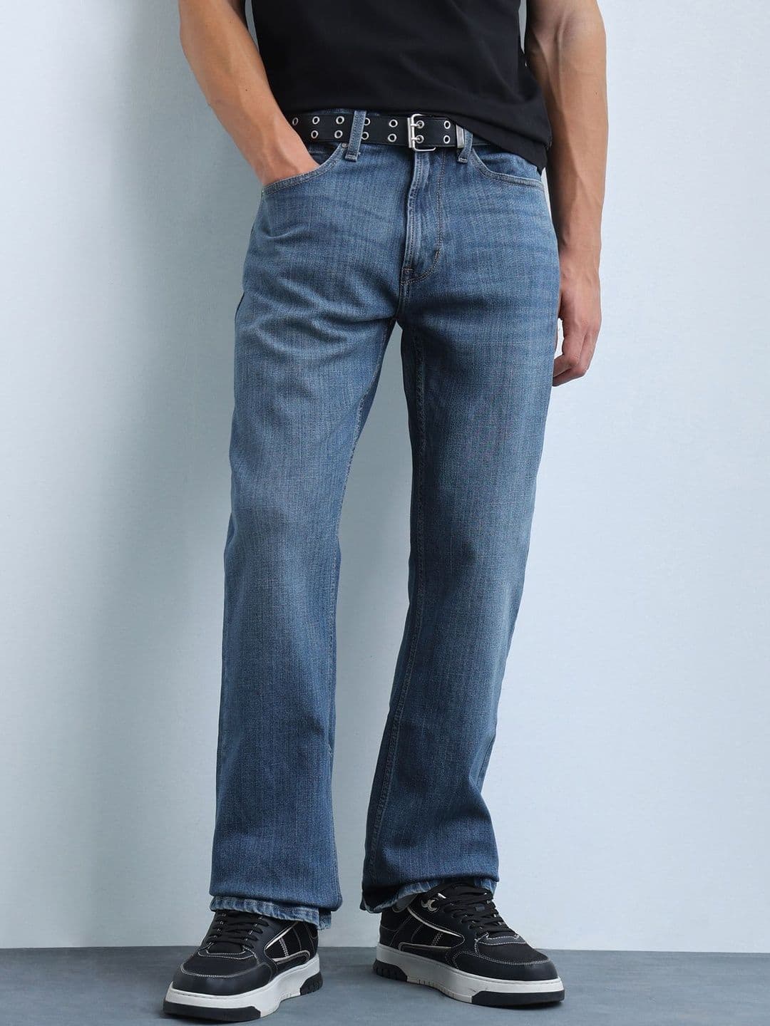 Flying Machine Men Bootcut Mid-Rise Light Fade Stretchable Jeans - view 1