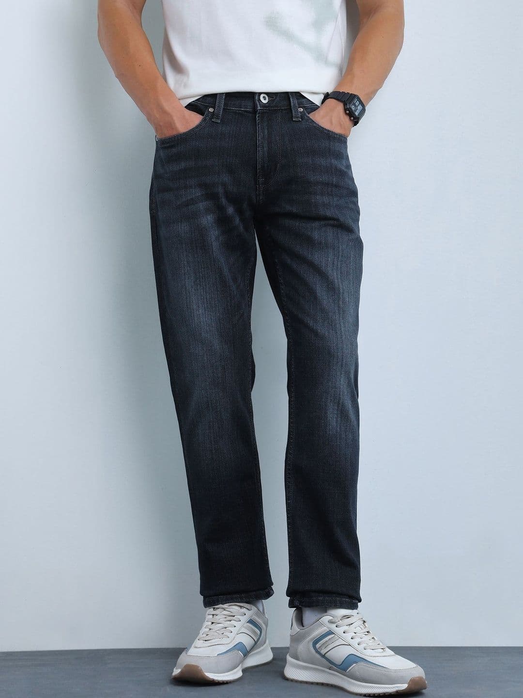 Flying Machine Men Slim Fit Mid-Rise Light Fade Stretchable Jeans - view 1