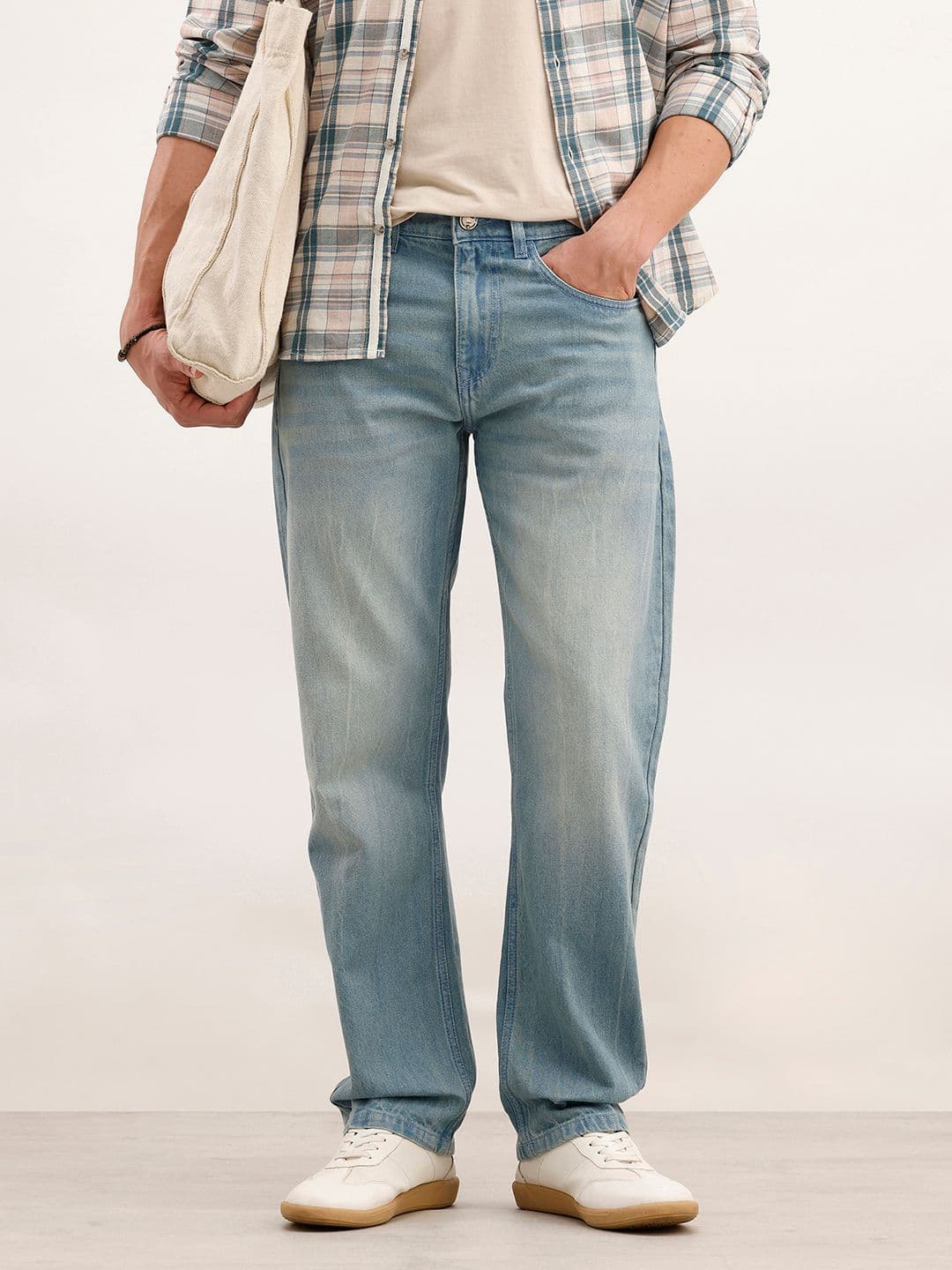 WROGN Men Pure Cotton Anti Fit Heavy Fade Jeans - view 1