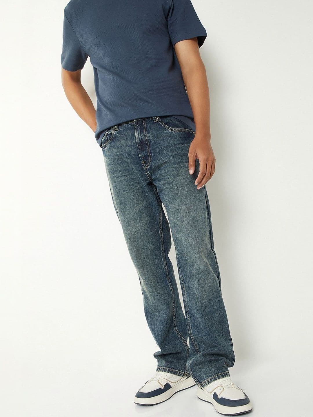 max Men Regular Fit Mid-Rise Low Distress Light Fade Stretchable Jeans