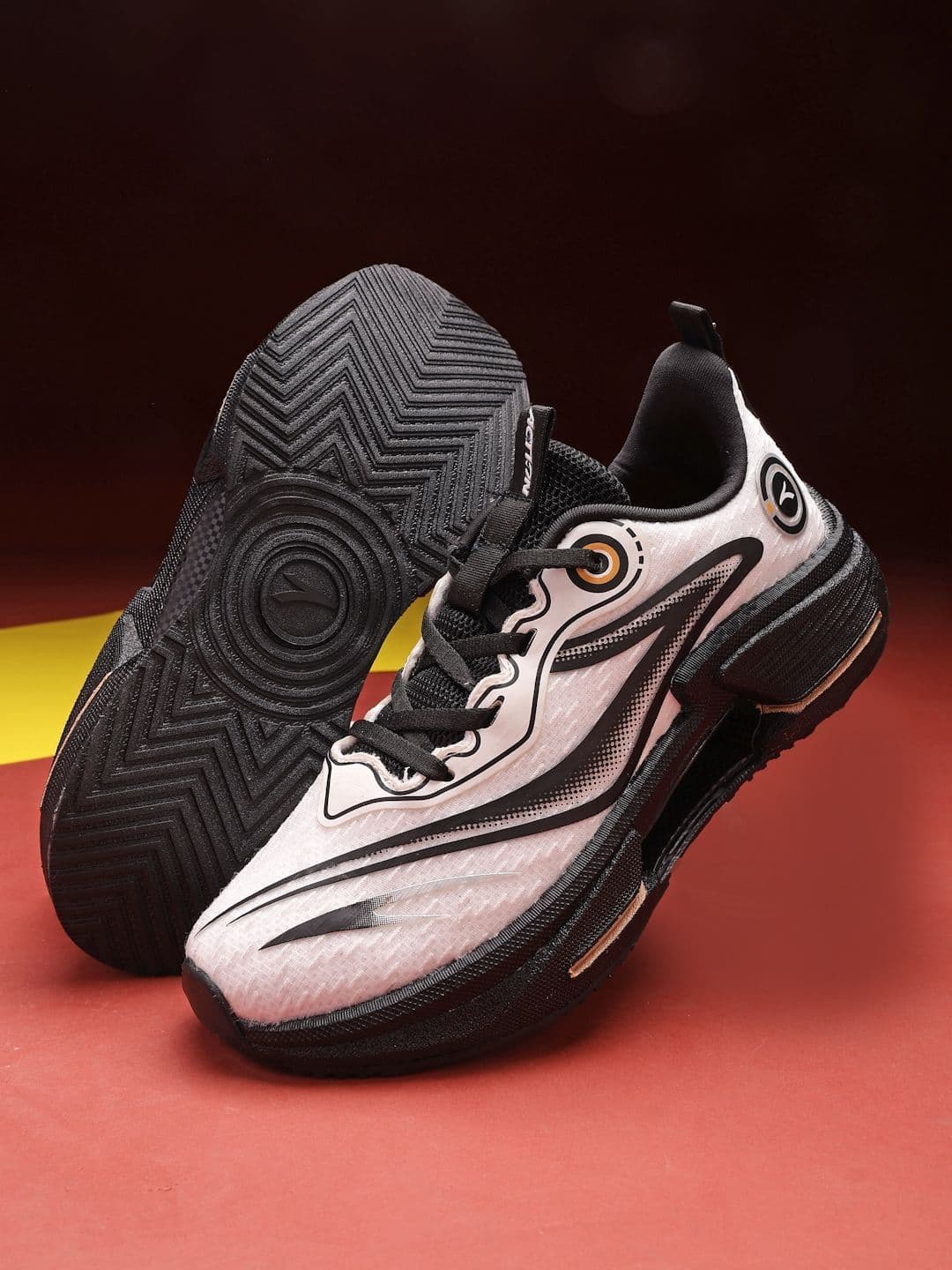 Action Men Mesh Running Non-Marking Shoes - view 1