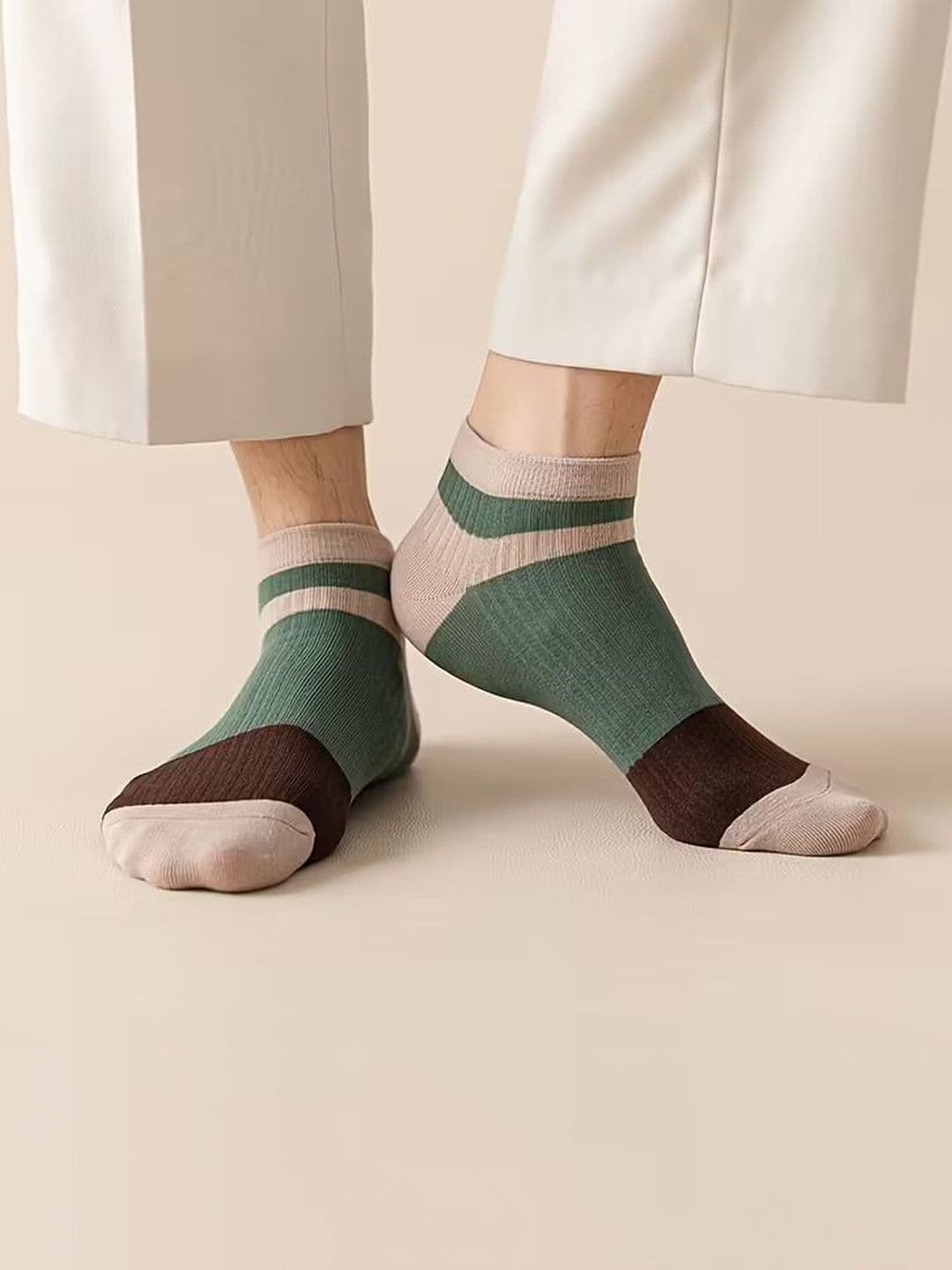 Sloxie Men Pack of 5 Cotton Assorted Colourblocked Ankle Length Socks - view 1