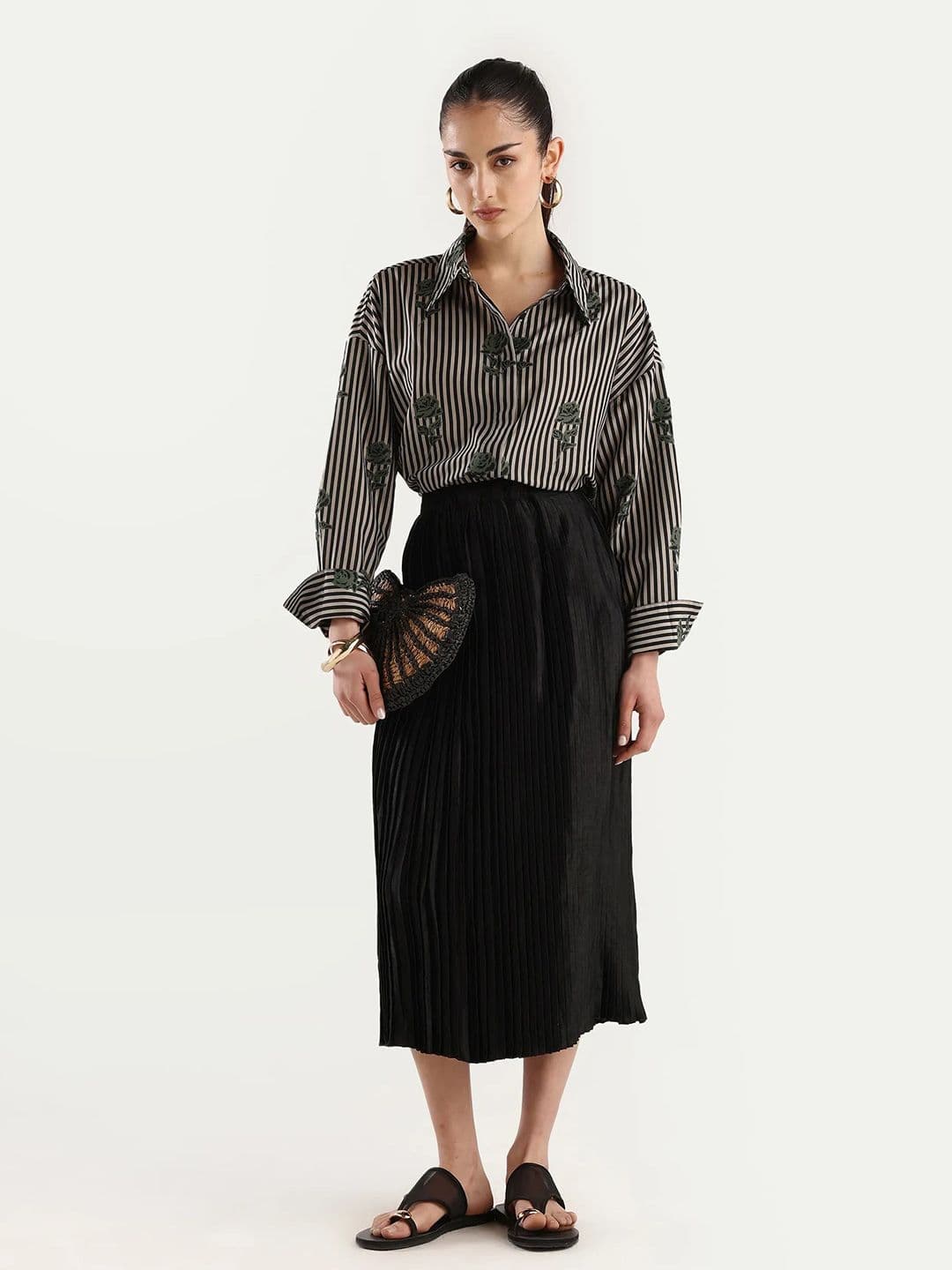 RAREISM Women Black Plain Flared Fit Skirt - view 1