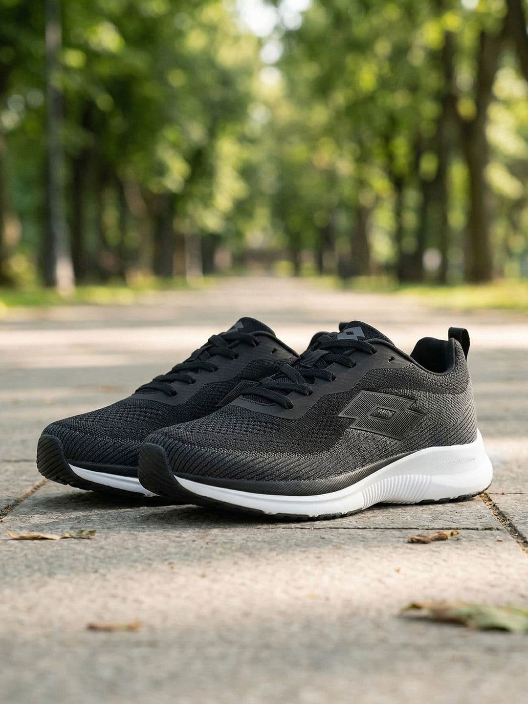 Lotto Men Mesh Running Shoes - view 1