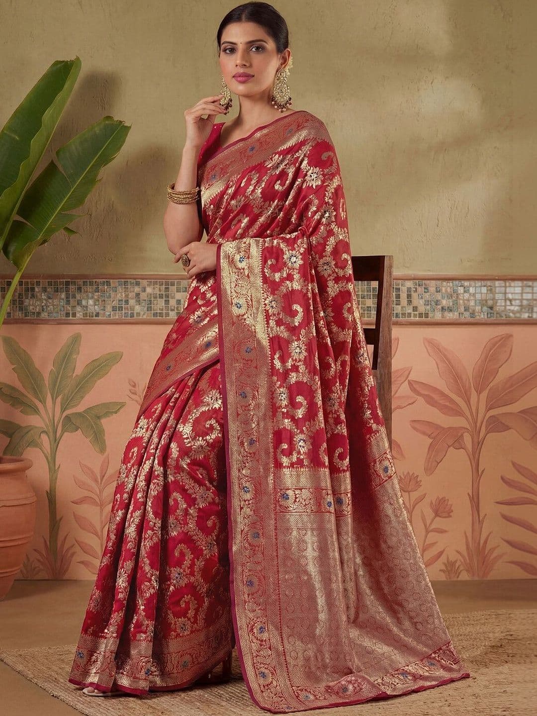 Sangria Women Woven Design Zari Silk Blend Heavy Work Banarasi Saree - view 1