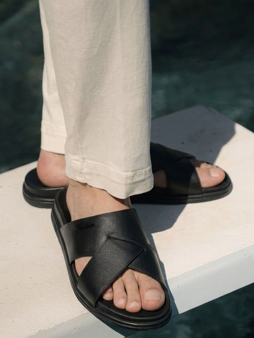 Florsheim Men Leather Comfort Sandals - view 1