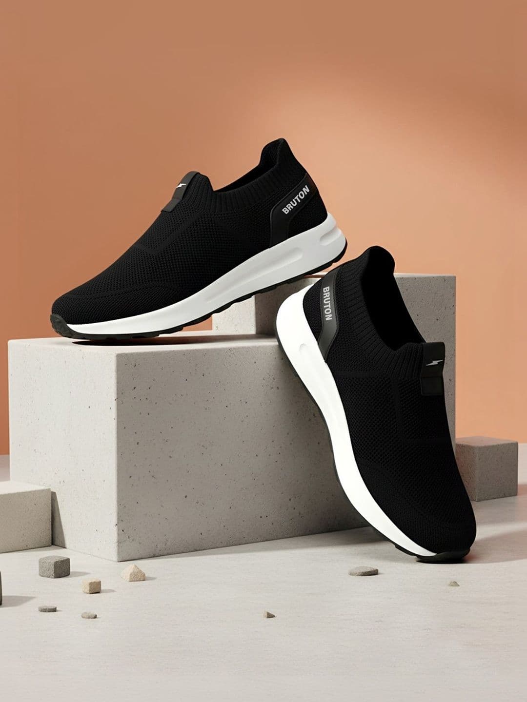 Bruton Men Mesh Walking Non-Marking Shoes - view 1