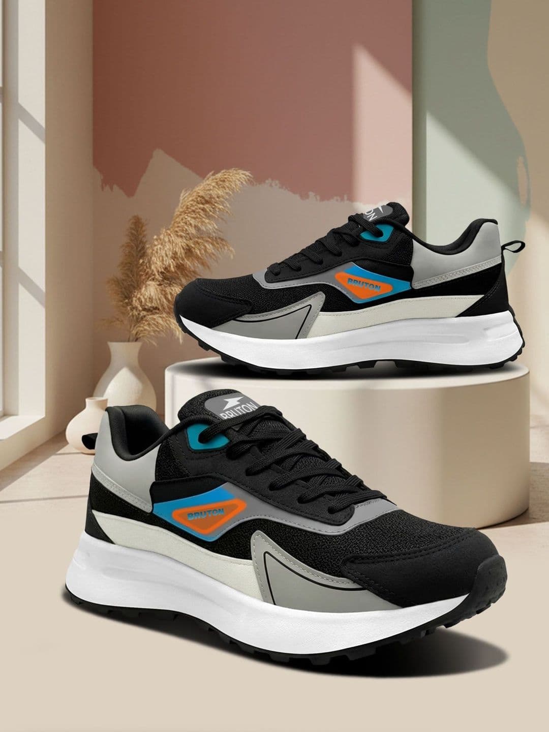 Bruton Men Mesh Running Non-Marking Shoes - view 1