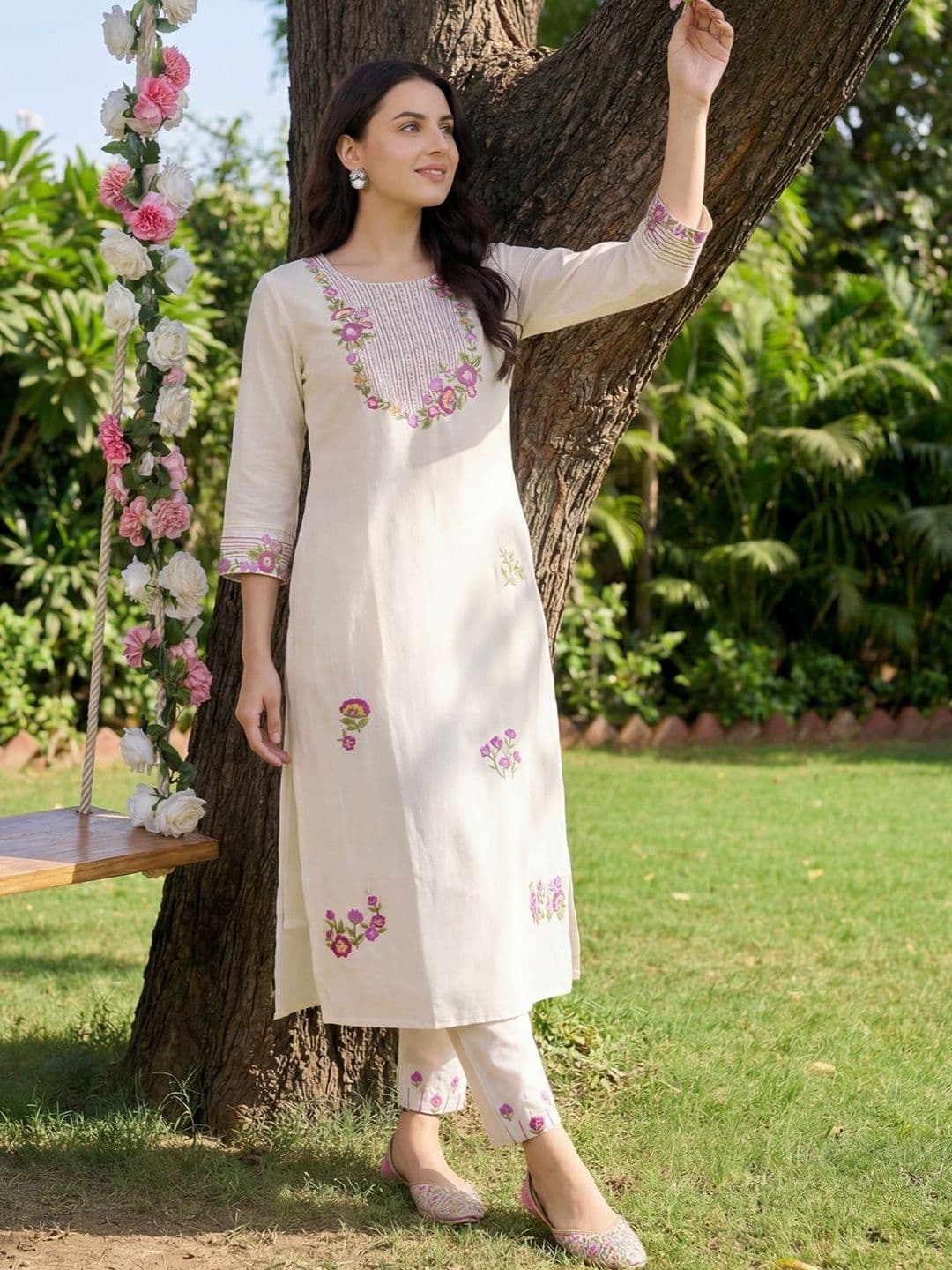 Indo Era Women Floral Embroidered Regular Thread Work Kurta with Trousers - view 1