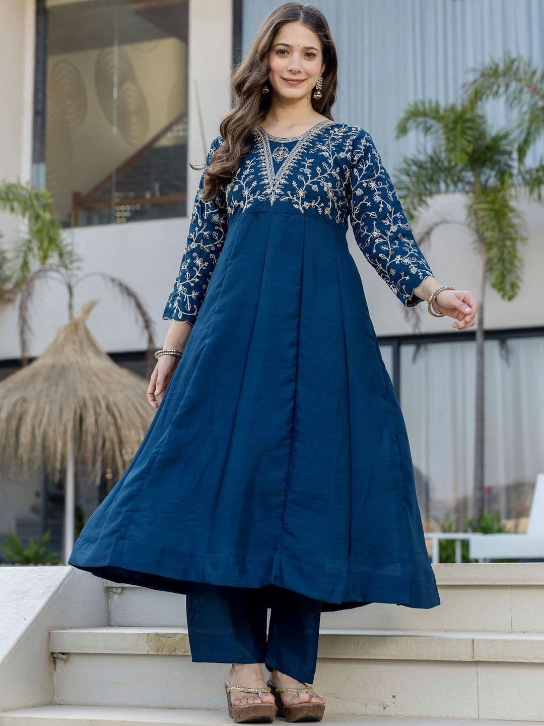 all about you Women Ethnic Motifs Embroidered Empire Thread Work Dupion Silk Kurta with Trousers & With - view 1