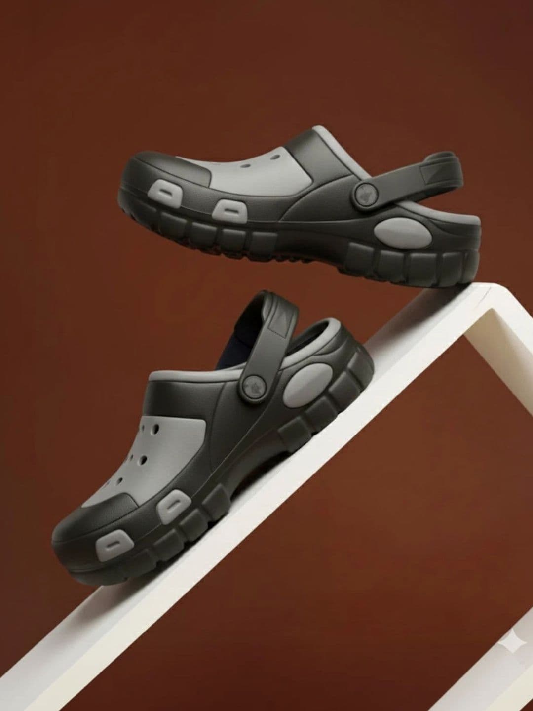 VINTEX Men Colourblocked Clogs - view 1
