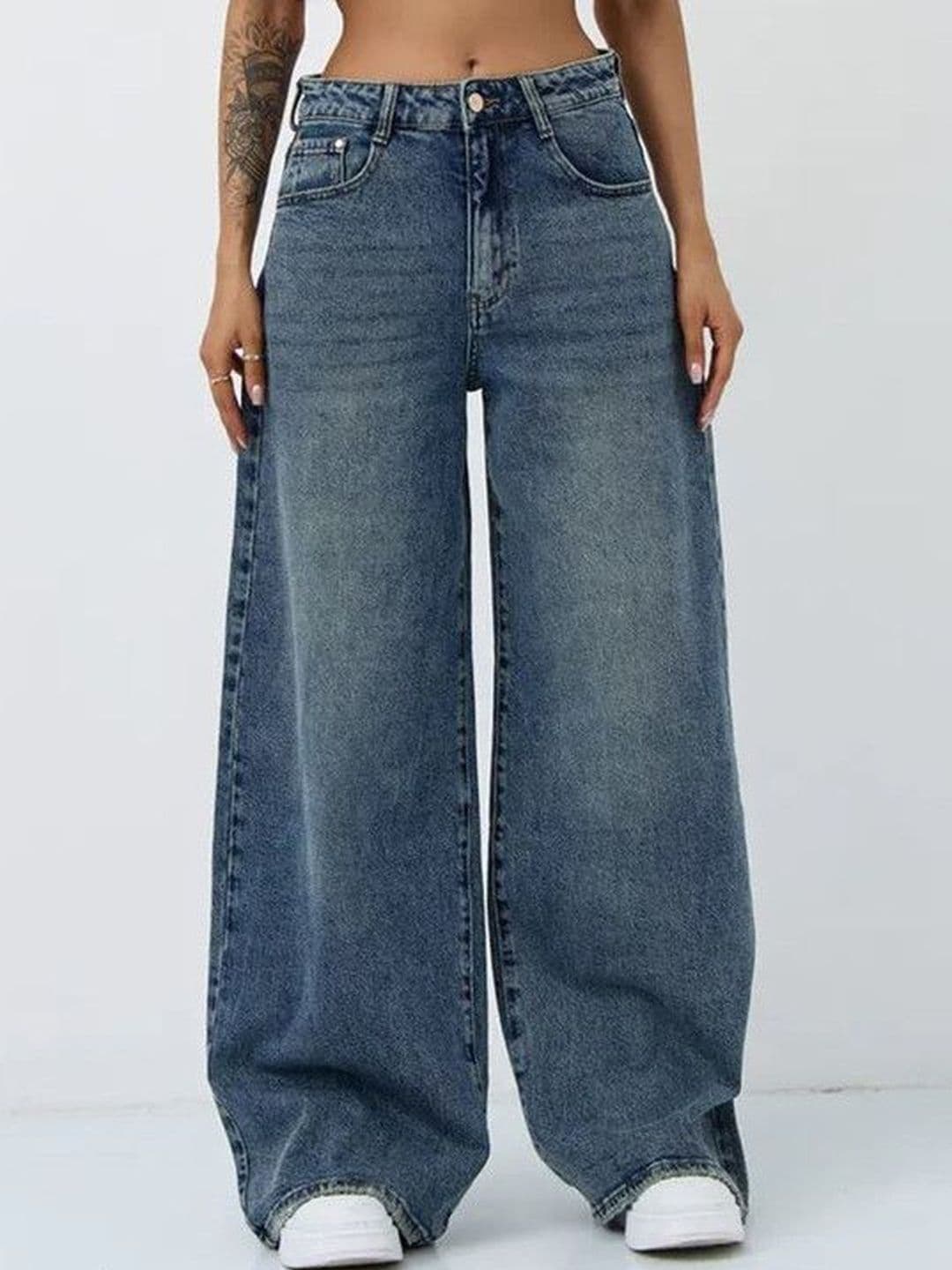 TYFFYN Women Comfort Wide Leg High-Rise Light Fade Jeans - view 1