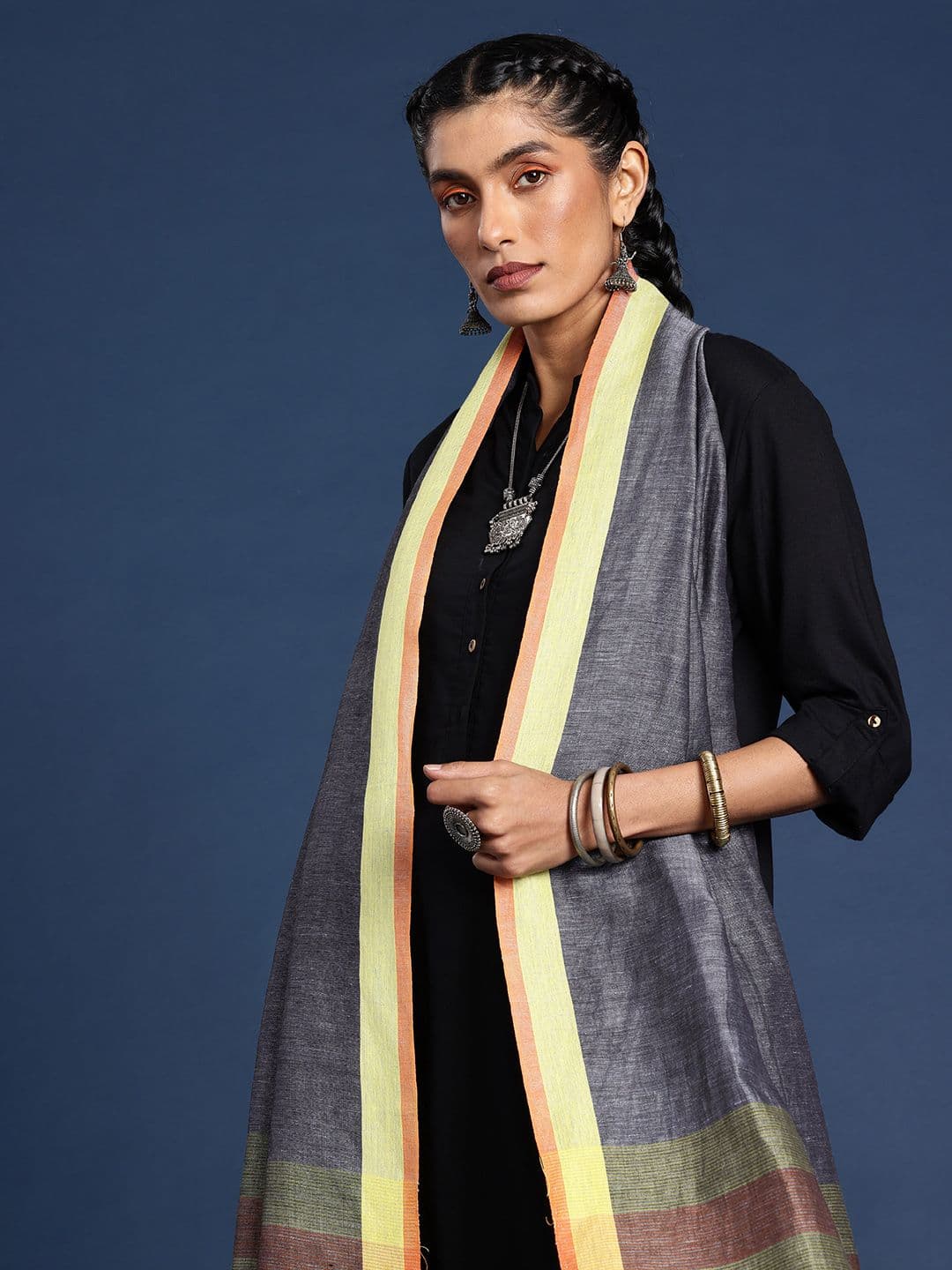 Taavi Linen & Cotton Blended Dupatta - view 1