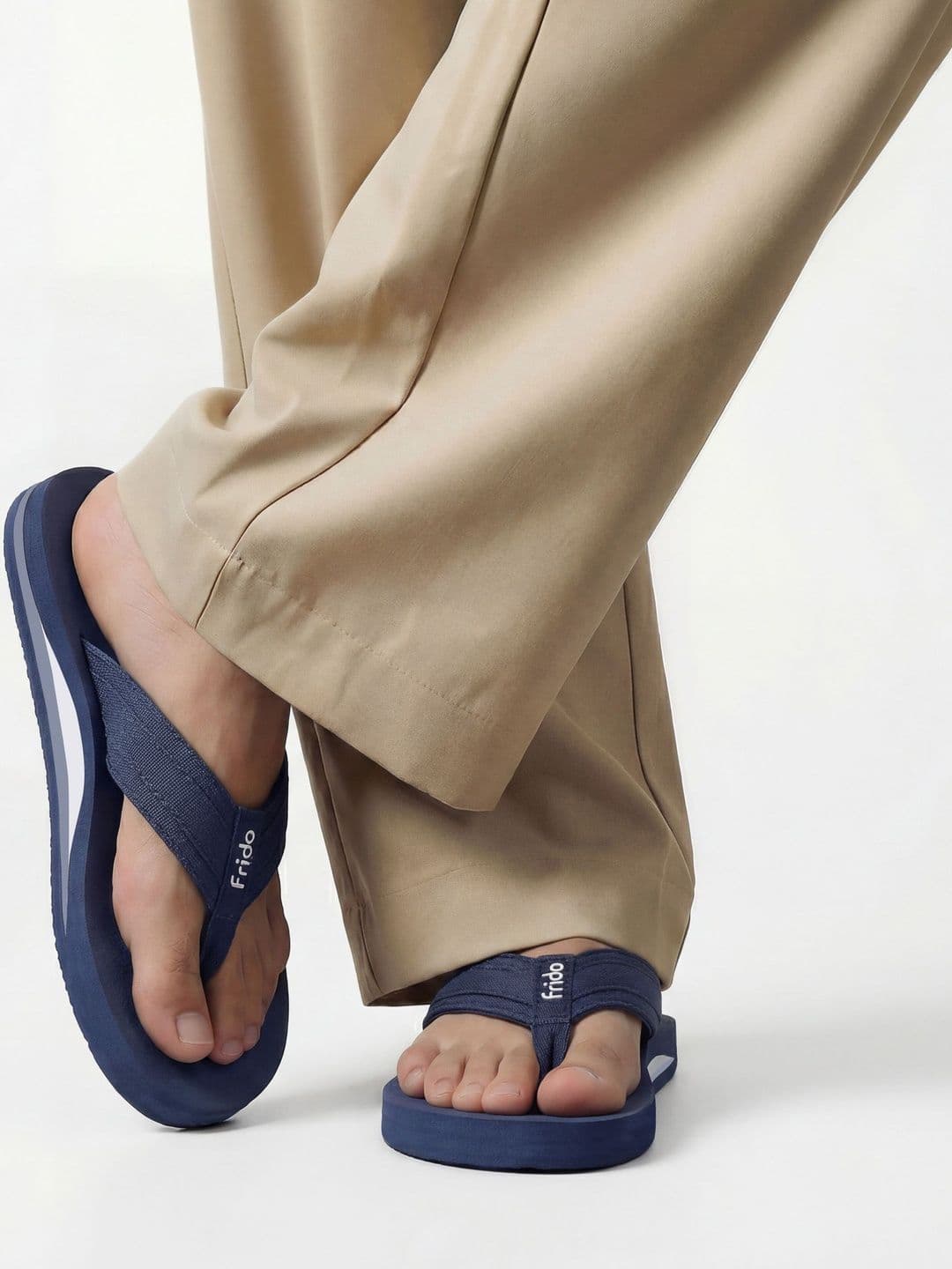 FRIDO Unisex Thong Flip-Flops - view 1