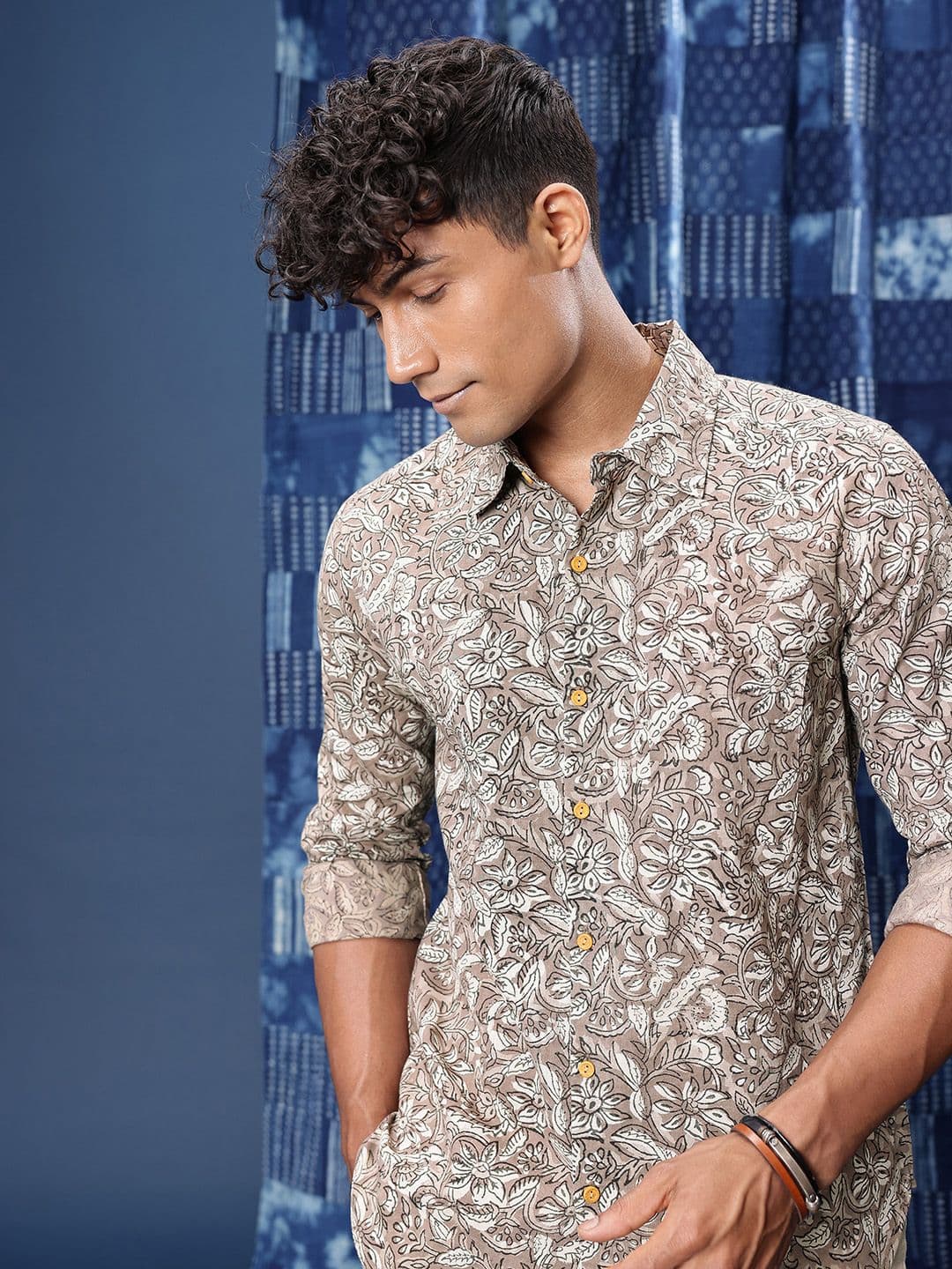 Taavi Men Comfort Floral Opaque Printed Pure Cotton Casual Shirt - view 1