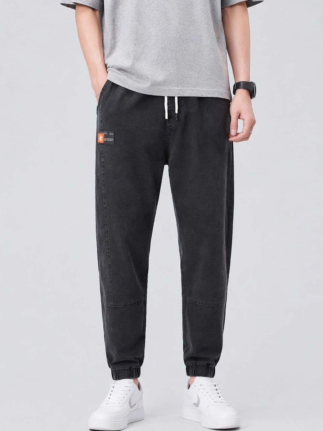 Suo Men Jogger Mid-Rise Light Fade Jeans - view 1
