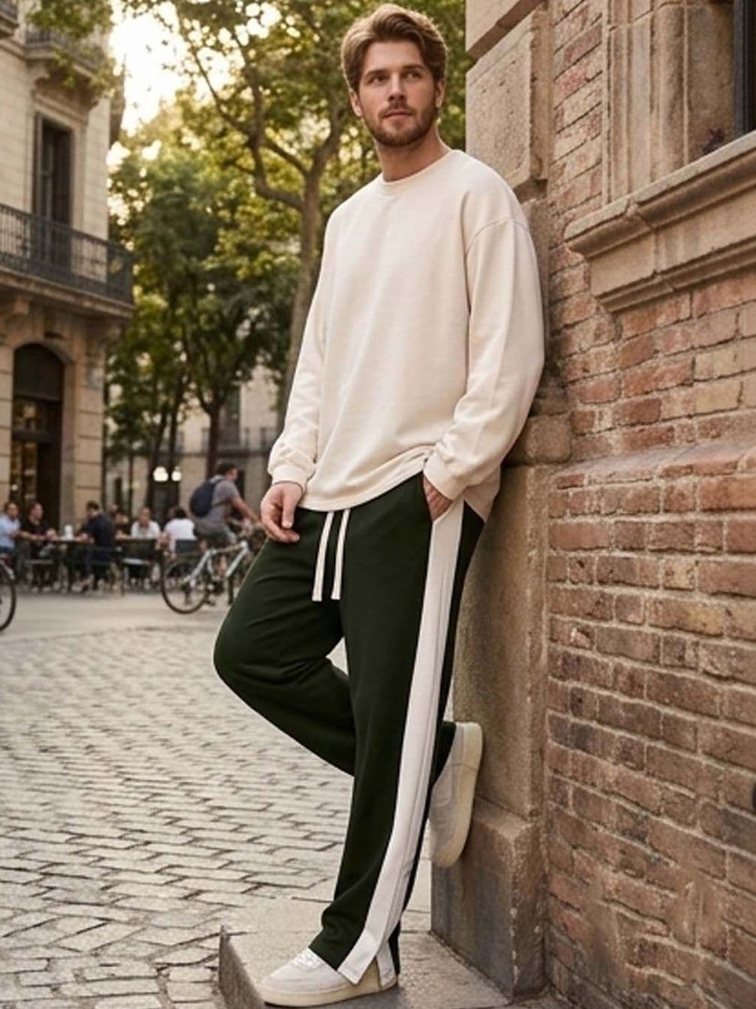 glitchez Men Colourblocked Smart High-Rise Easy Wash Trousers - view 1