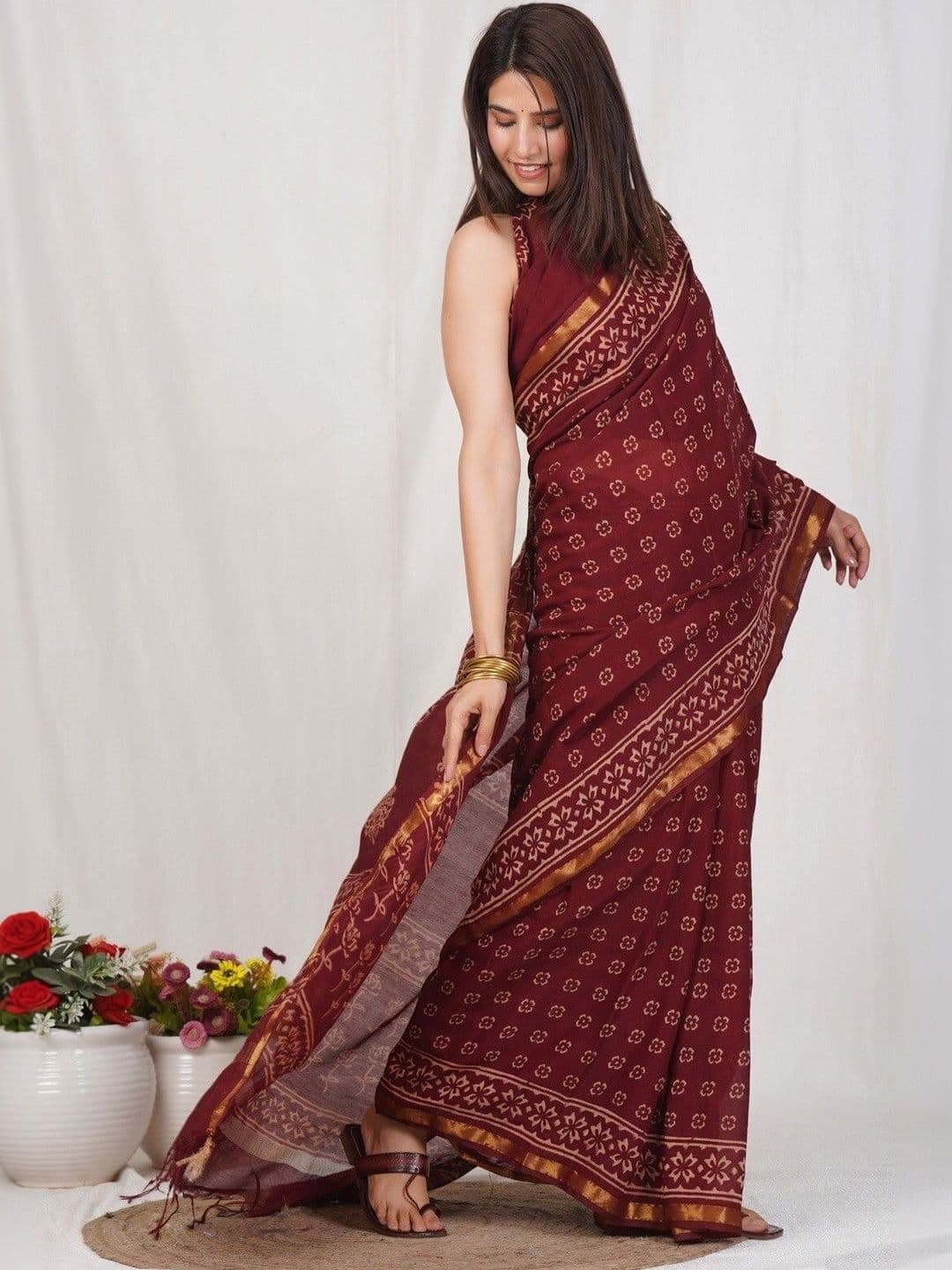 Shivya Floral Zari Art Silk Handloom Bagru Saree - view 1