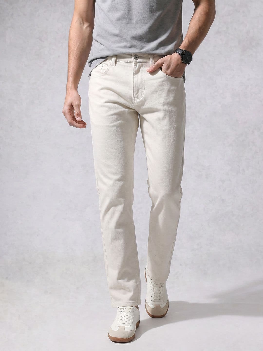WROGN Men Straight Fit No Fade Jeans