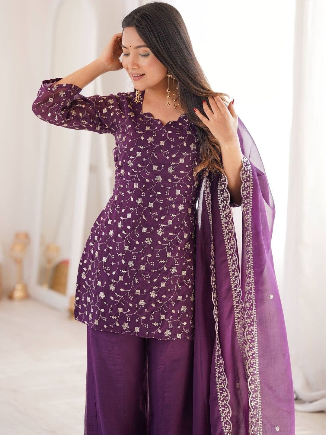 VihaanExim Women Ethnic Motifs Embroidered Regular Thread Work Kurta with Palazzos & With Dupatta - view 1
