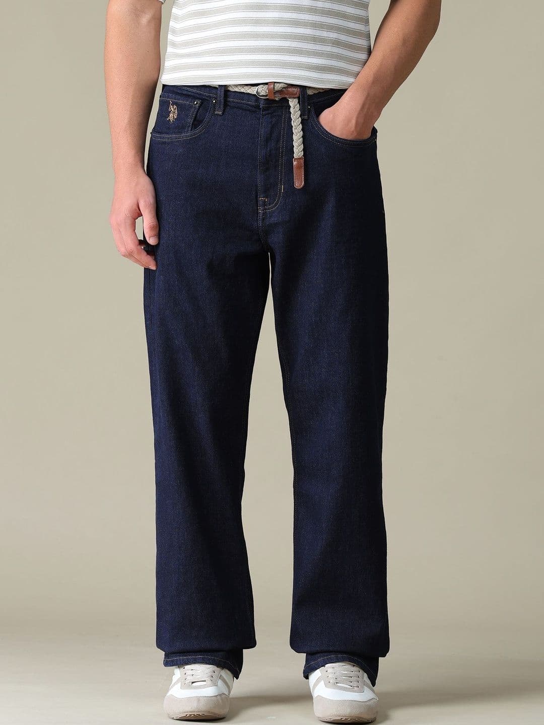 U.S. Polo Assn. Denim Co. Men Straight Fit Mid-Rise Stretchable Jeans - view 1