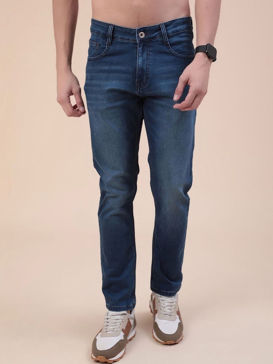 V-Mart Men Skinny Fit Mid-Rise Light Fade Stretchable Jeans - view 1
